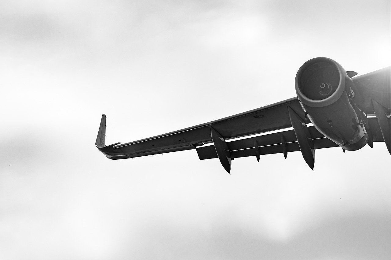 How do I speak to a real person at Breeze Airways?