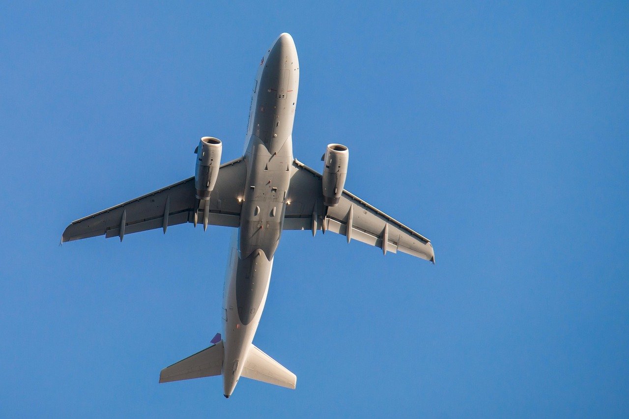 How do I talk to a human at Air Canada?
